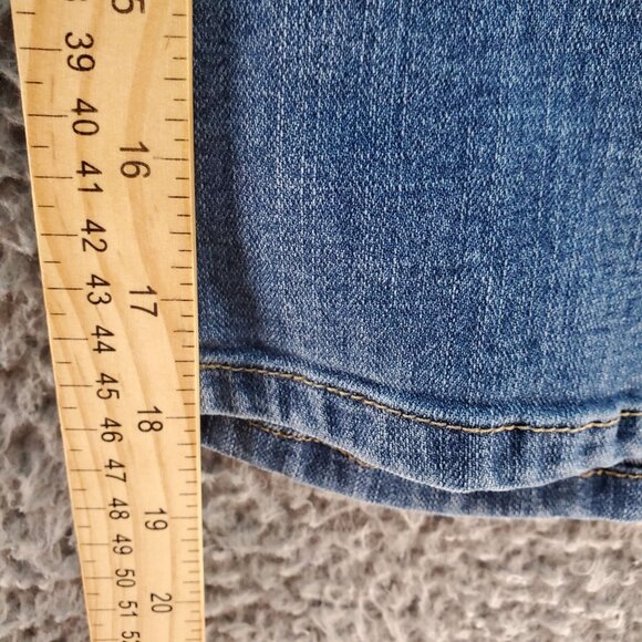 Lee Jeans Womens 20W Blue Relaxed Fit Mid Rise Denim Capris - Picture 6 of 9